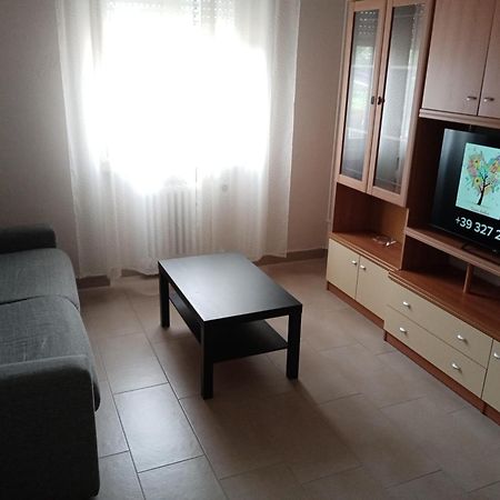 פיאצ'נצה "Casa Sofia" Appartamento Raffalda Zona Clinica מראה חיצוני תמונה