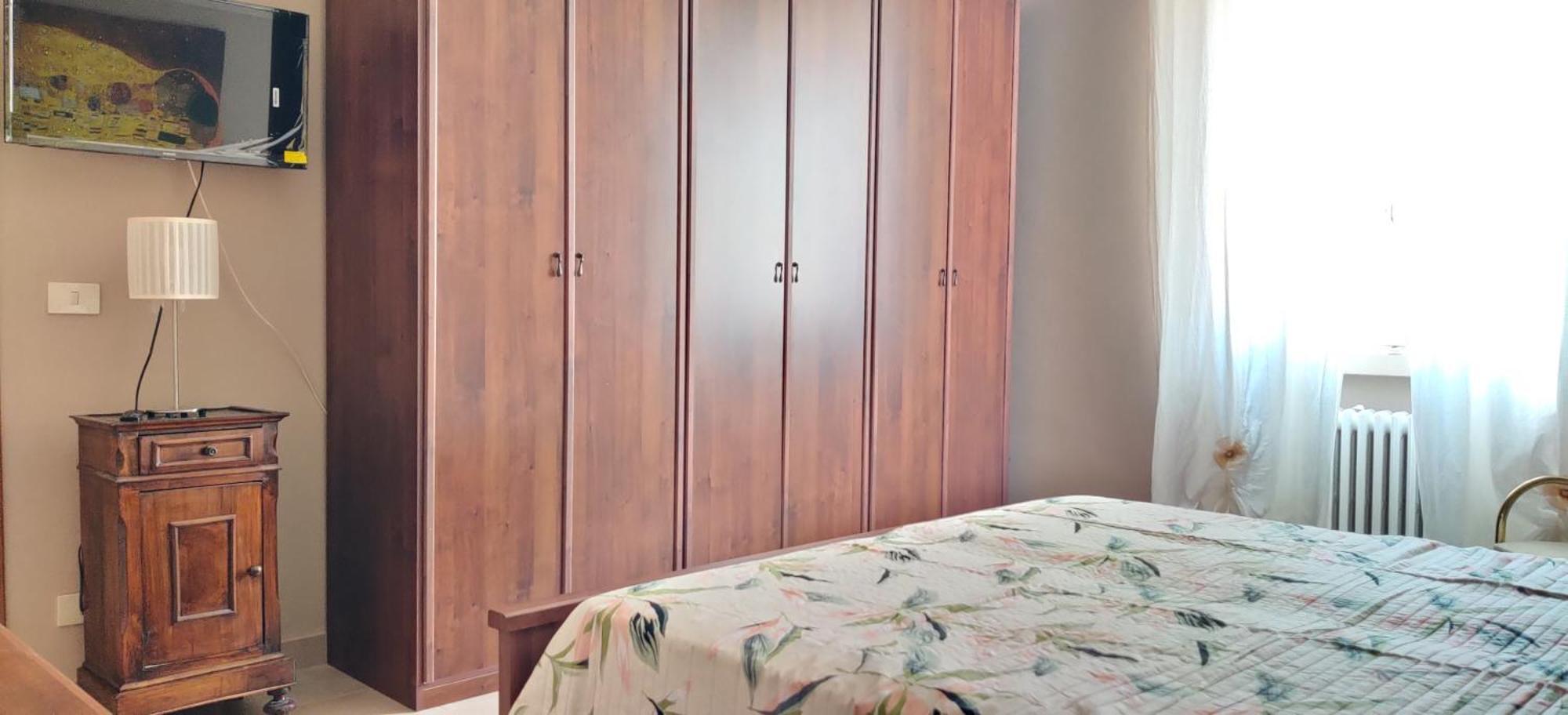 פיאצ'נצה "Casa Sofia" Appartamento Raffalda Zona Clinica מראה חיצוני תמונה